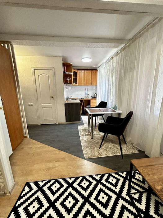 Сдам  1 к квартиру, р-н Площади.