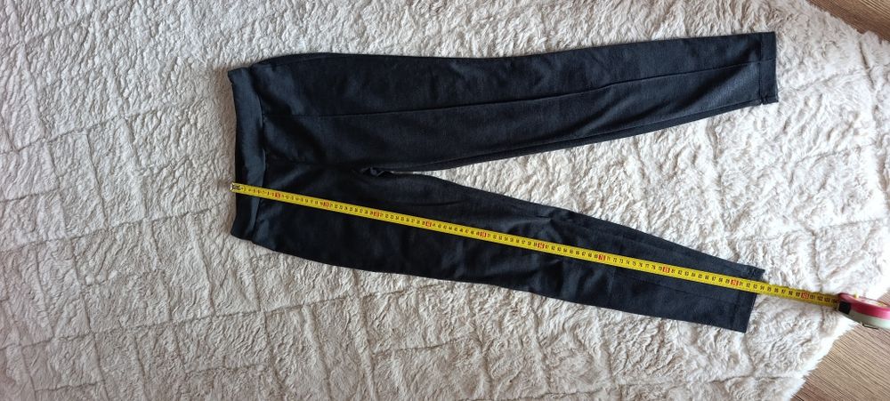 Legginsy z paskiem na nogawce