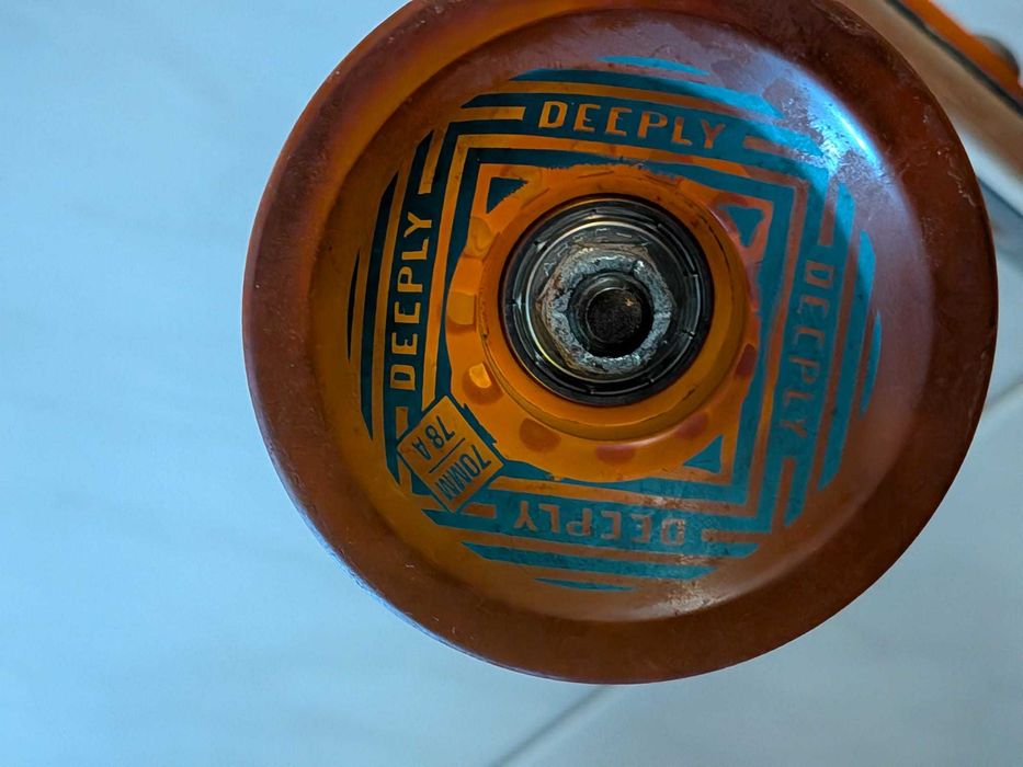 Longboard Deeply Drop-Through (Rodas 70mm 78A)