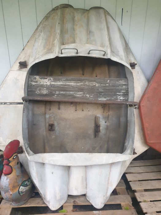 Gondola lunapark Statek kosmiczny Star Trek z PRL 60s Space Age Łódź