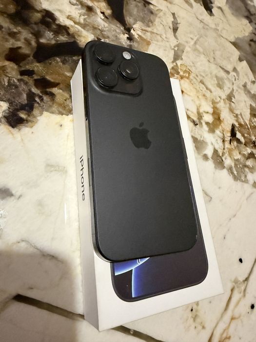 Iphone 16 pro 128 93% baterii stan idelny