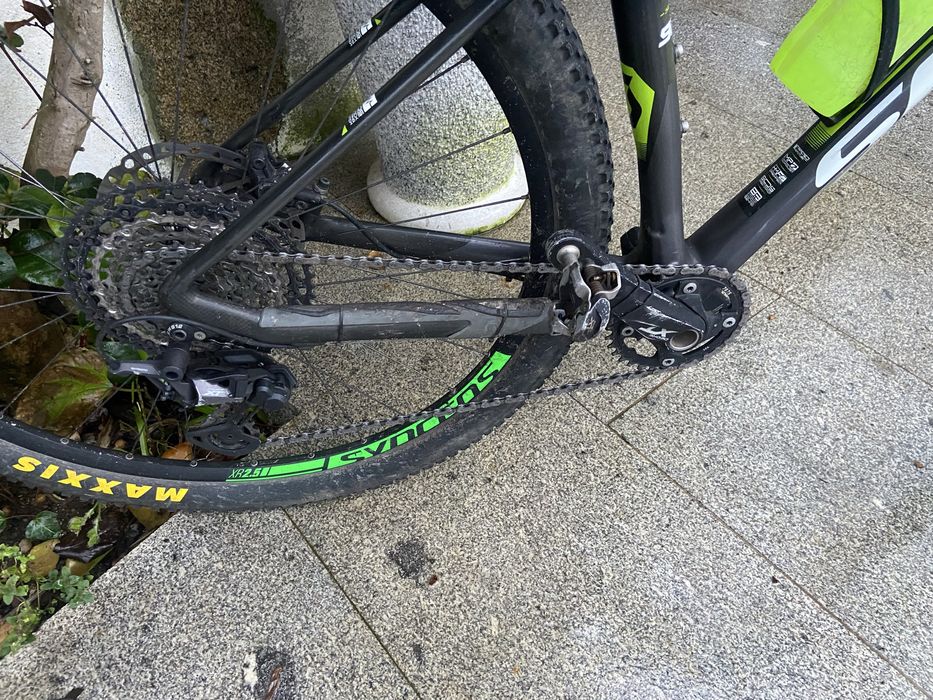 Vendo bicicleta scott scale 920 carbono roda 29 perifericos XT