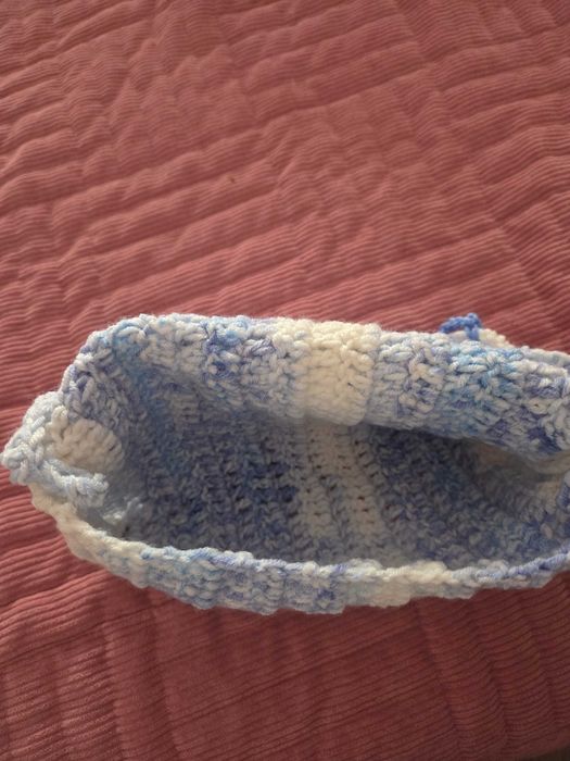 Mala suave de crochet feita à mão