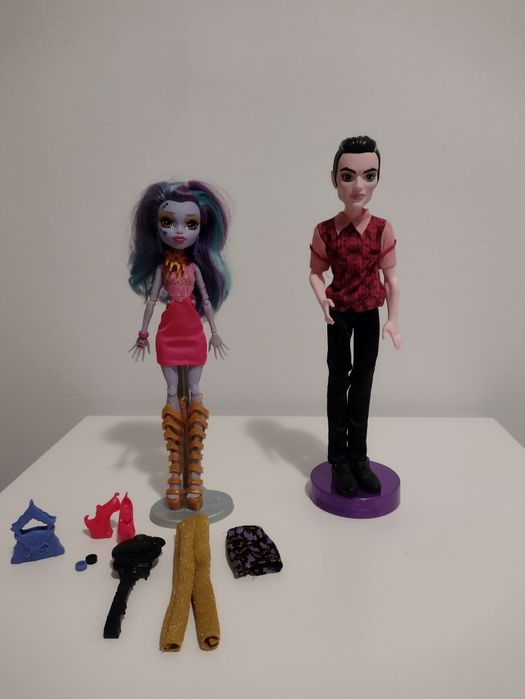 Monster high fashion  djinni whisp grant