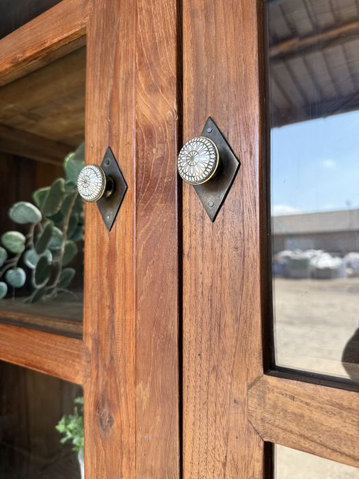 Kredens tekowy z duszą vintage retro DREWNO apteczny RYSTYKALNY