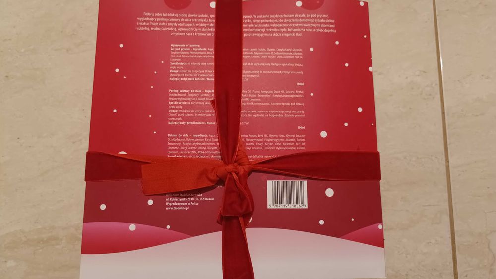 Tso Moriri Zestaw pielęgnacyjny do ciała z ręcznikiem