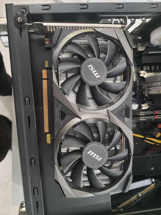 Продам ПК в комплекті (2 монітора + Системний блок)