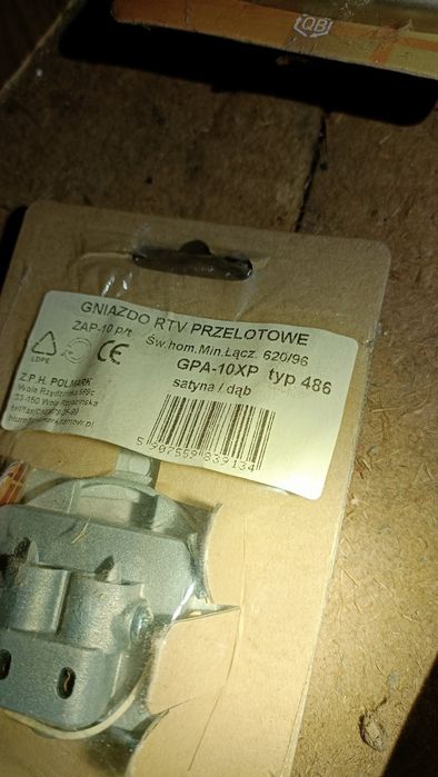 Zestaw gniazdek cena za  60 sztuk ospel akcent