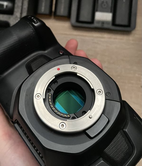 ZESTAW - Blackmagic pocket 4k / Sigma 58mm f1.4 + Akcesoria