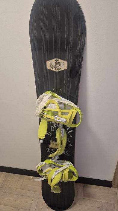 Deska snowbordowa Bullwhip  300 evo z wiązaniami