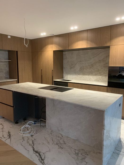 Blaty kuchenne, schody  z granitu konglomeratu