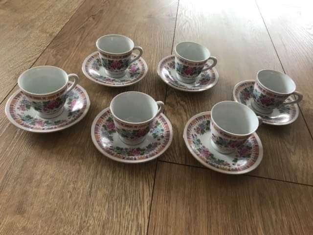 Komplet kawowy z lat 70 porcelana ręcznie malowane