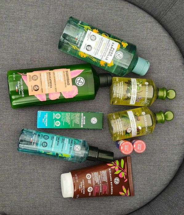 lote 55 Produtos Yves Rocher