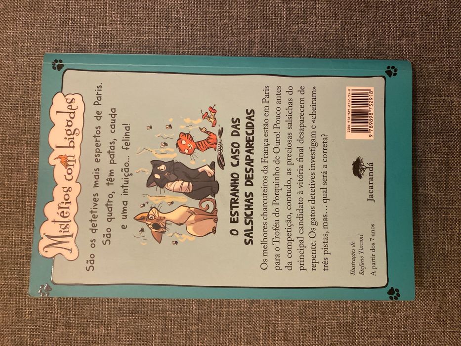 Livro “Mistério com bigodes”