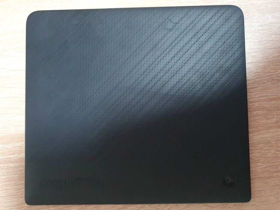 Kobo sage в ідеальному стані