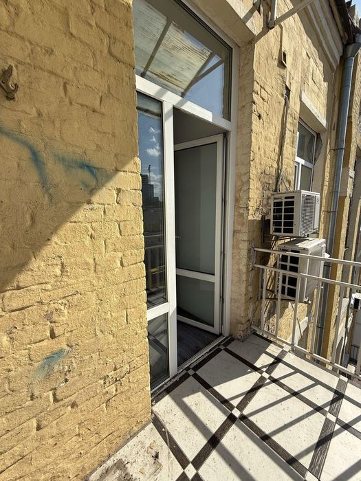 Продам 4 кімн. квартиру Антоновича м. Олімпійська, Голосіівський OM