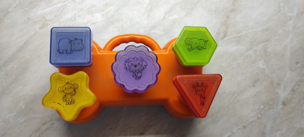 Zabawka kształty i kolory