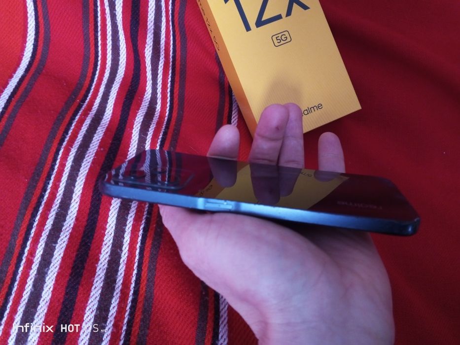 Realme 12/6GB/128GB
