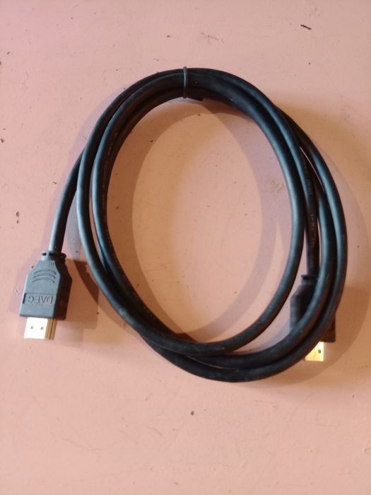 Cabo HDMI nunca usado