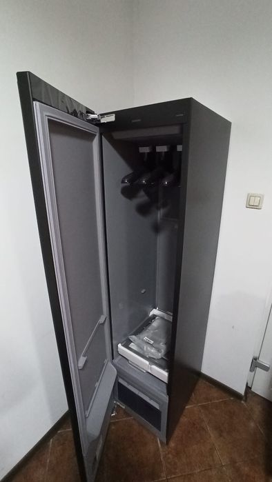 Samsung AirDresser Szafa Parowa