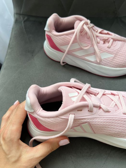 Кросівки adidas 33 розмір