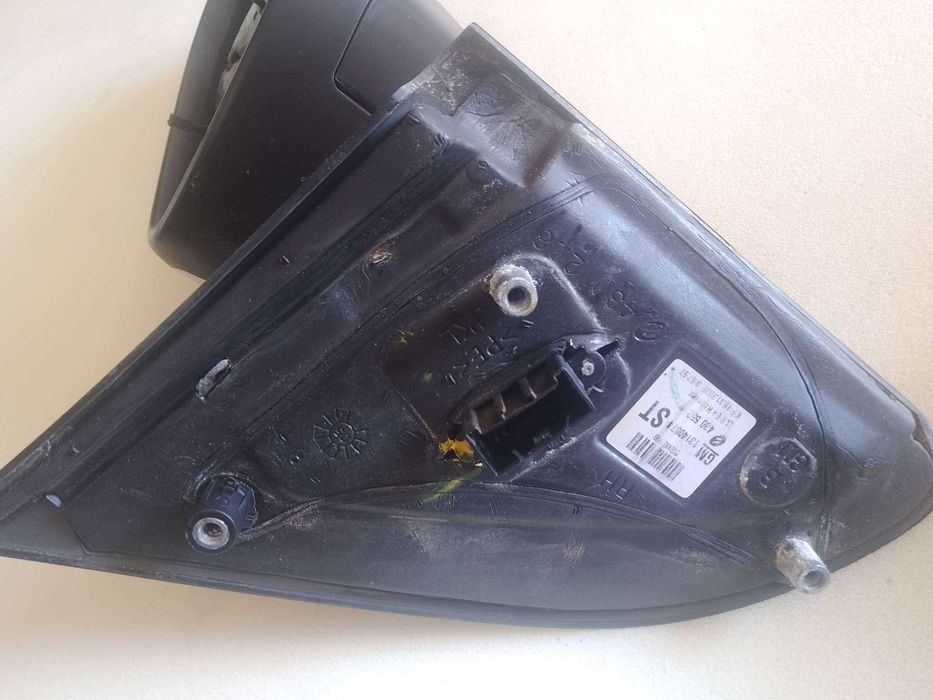 obudowa prawego lusterka opel astra h