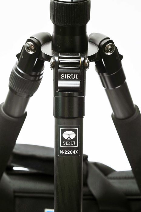 Tripé Sirui N-2204X Carbono