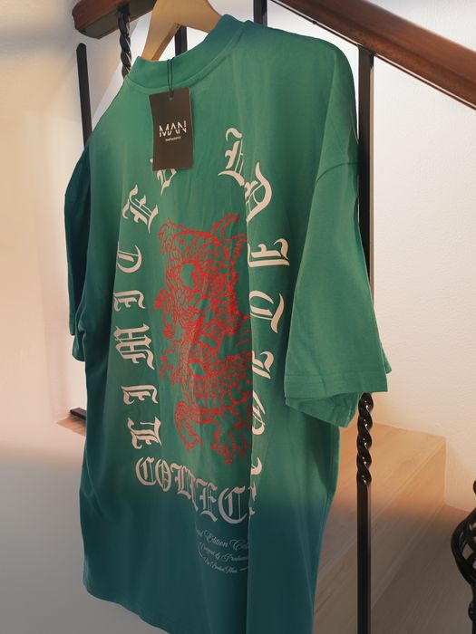 T-shirt azul oversized