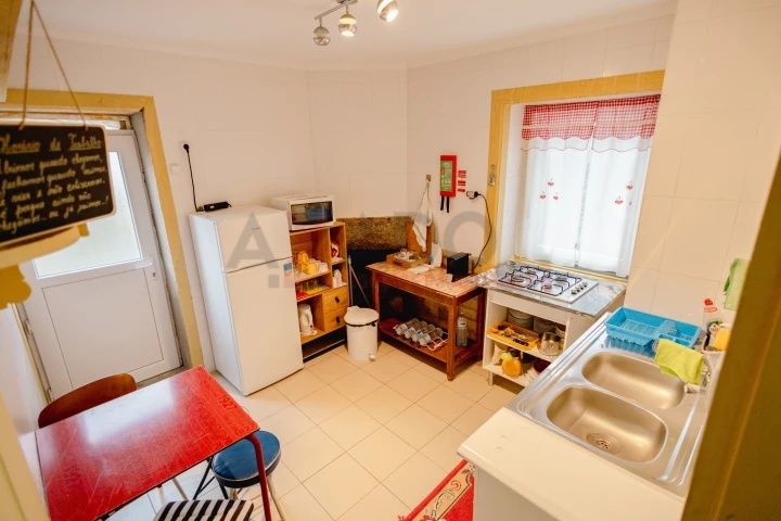 Imóvel de grande área com alojamento local na Serra da Estrelal