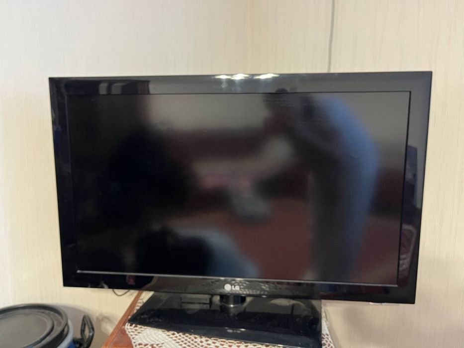Продам телевізор LG
