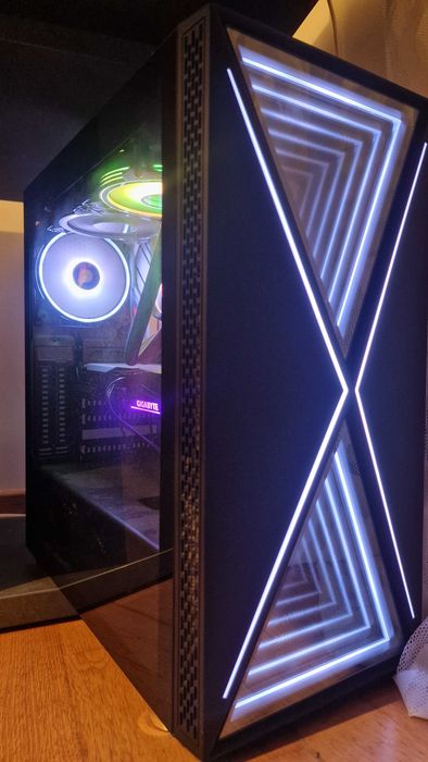 PC Gaming Ryzen 5 7600X + RTX 3060 12gb + Asus ROG Wifi + 32GB Ram | Monitor 32'' 4K + Teclado Razer Wireless | Pack Completo