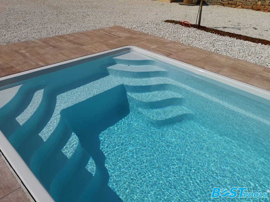 Poliestrowy basen ogrodowy TUNIS 6.5x3.2x1.55 - PRODUCENT Bestpools