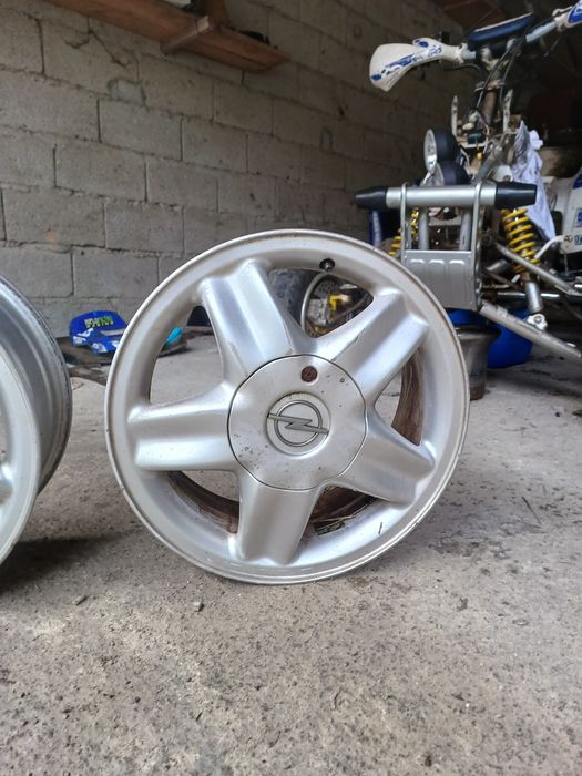 2 jantes 15  em bom estado