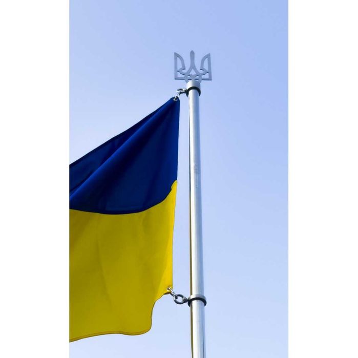 Перила, столи, ємності, лотки, столи, флагштоки  з нержавіючої сталі