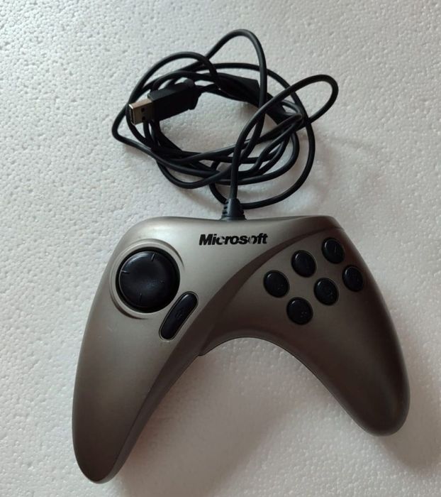 Microsoft Game Pad Pro Controller - USB64551850913793120