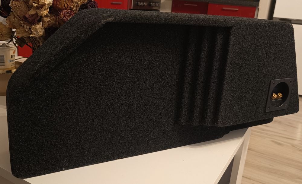 Subwoofer samochodowy Opel Astra 3