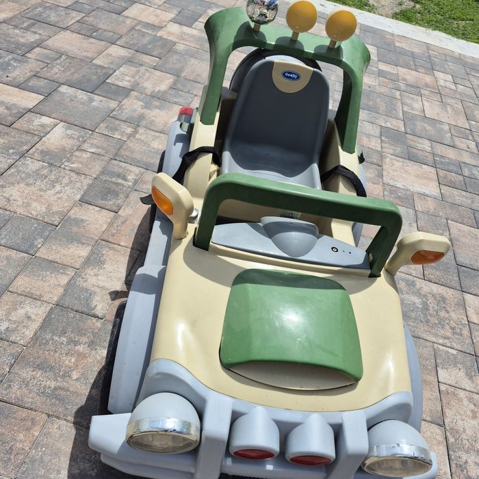 Дитяче авто Geoby