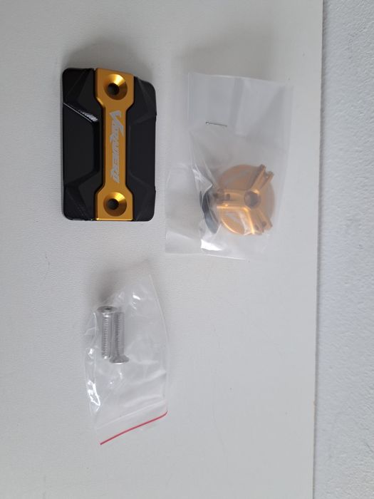 Korek , pokrywa pompy hamulcowej Honda Varadero 125