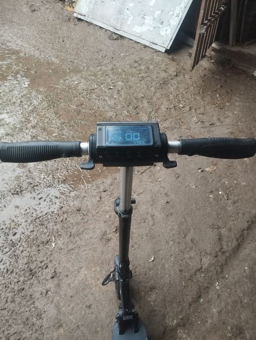 Електросамокат в хорошуму стані