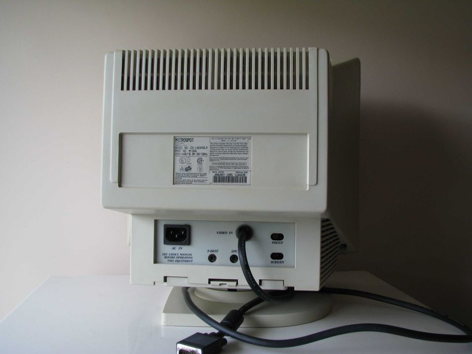 Monitor do komputera CRT Microspot, 14 cali, 1995r. Retro Gaming PC DOS SVGA
