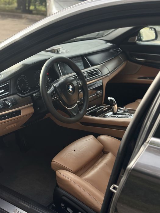 Продам BMW 7 Series 2012 р