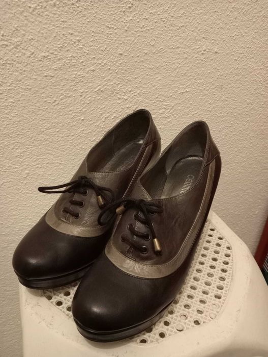 Botins de pele senhora