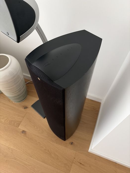 Colunas Chão Kef Q5 em Excelente Estado