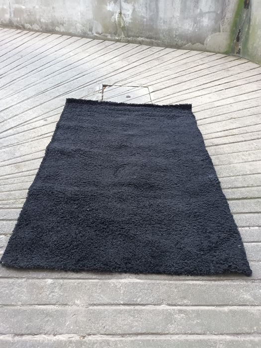 Tapete rectangular preto.64862017207169121