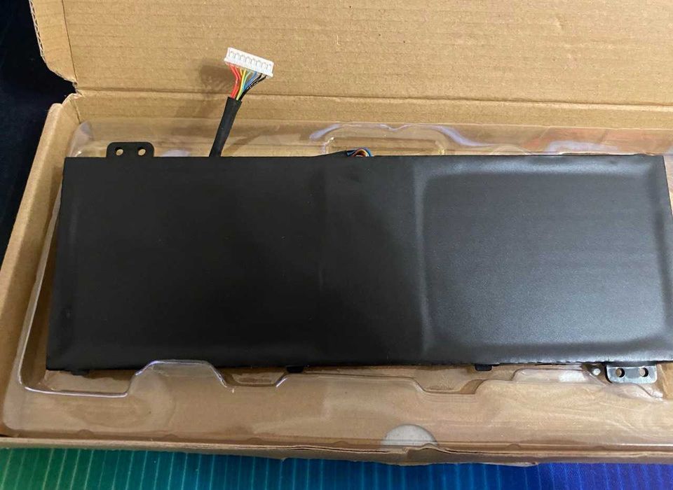 Батарея Acer Nitro 5 Acer Nitro 7 Acer Aspire 7 Acer Predator Helios 300 батарея Acer AP18E8M Нова
