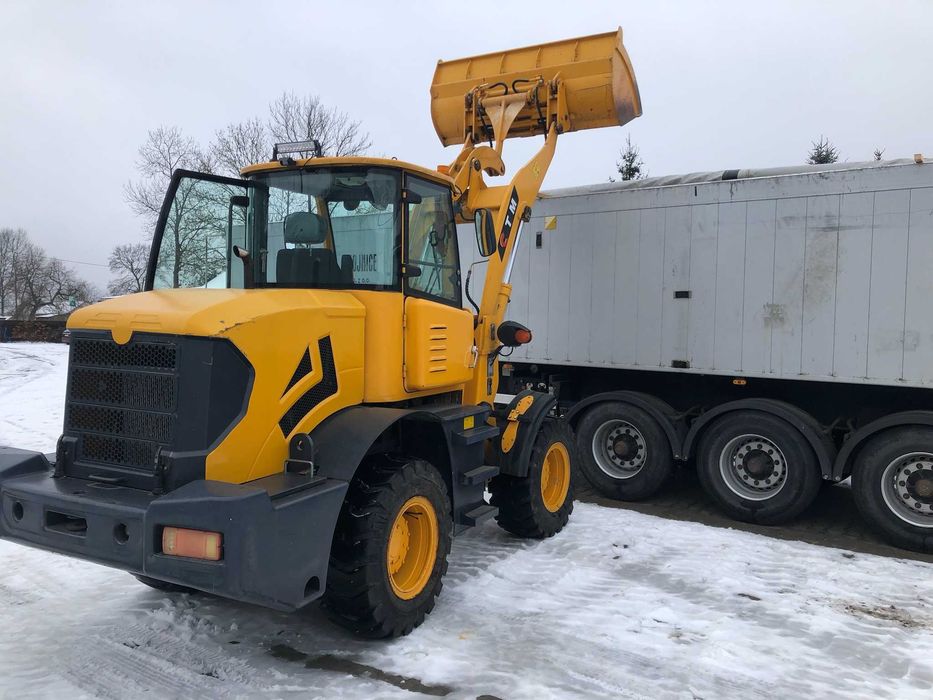 Ładowarka kołowa CTM 930 Silnik 106KM, Tylko 1225h