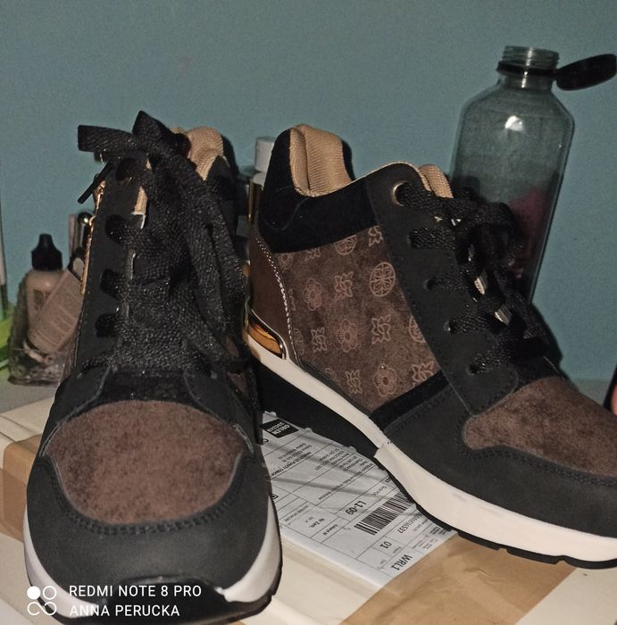 Nowe obuwie sportowe