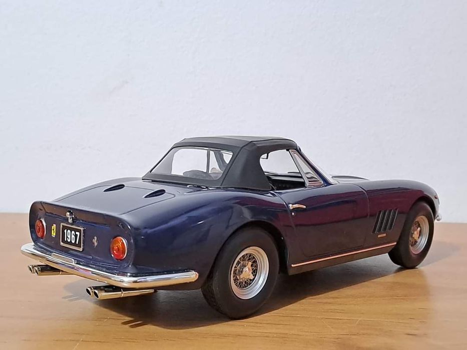 Ferrari 275 GTB Spyder 1/18