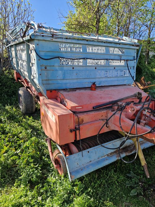 Reboque autocarregante