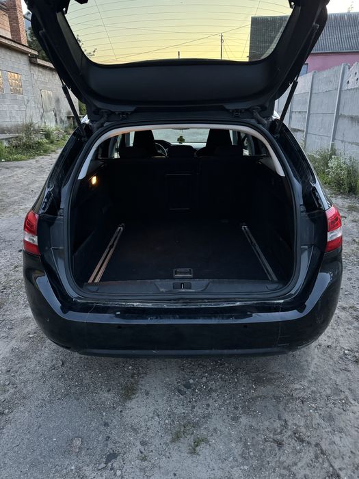 Здам авто в оренду Пежо 308 2015 1,6 дизель